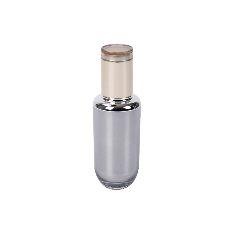 Maliwanag na pilak na cylindrical lotion bote 